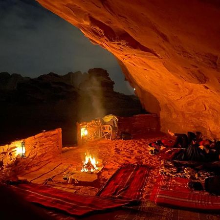 Wadi Rum Cave Camping Eksteriør bilde