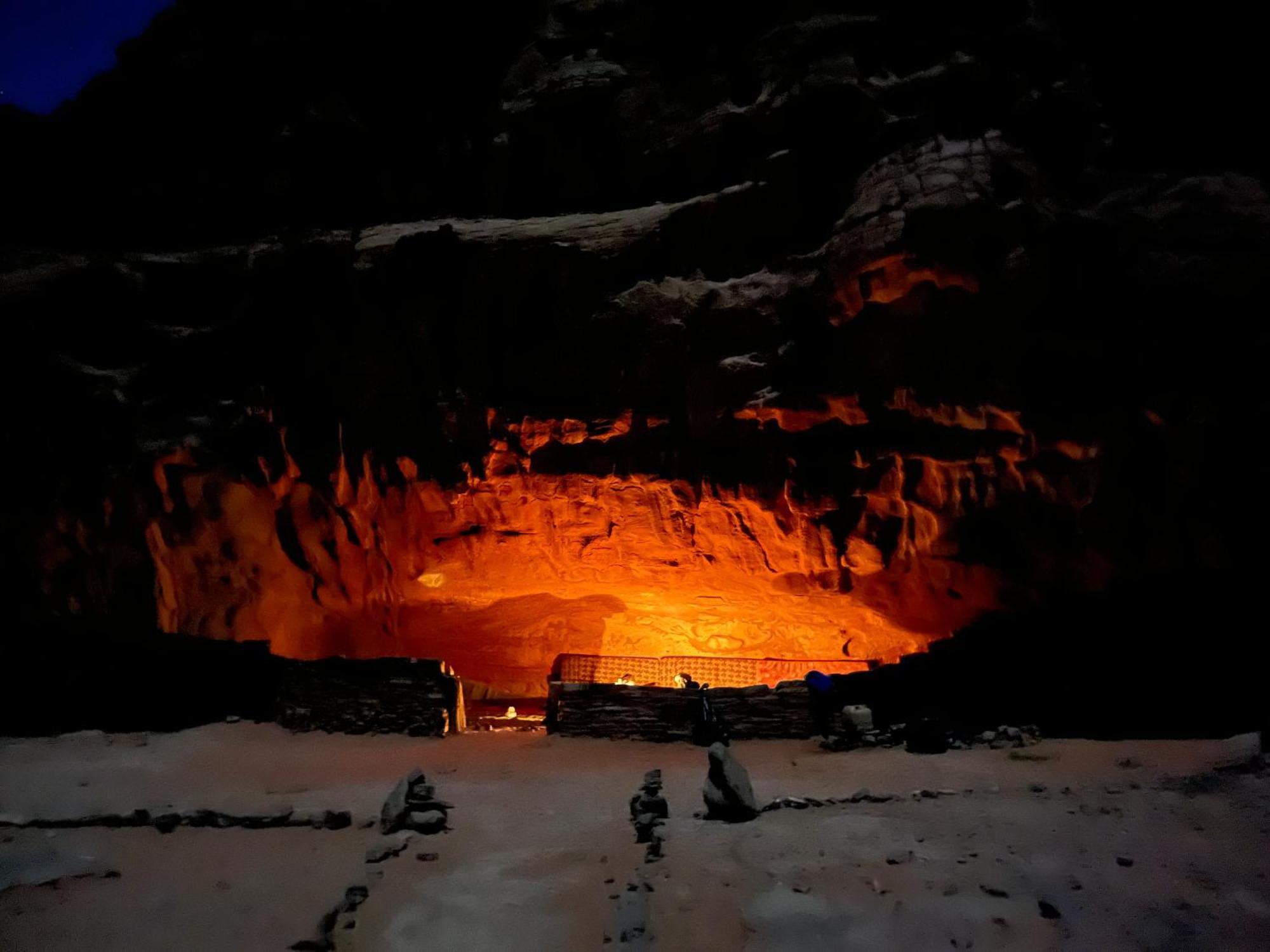 Wadi Rum Cave Camping Eksteriør bilde