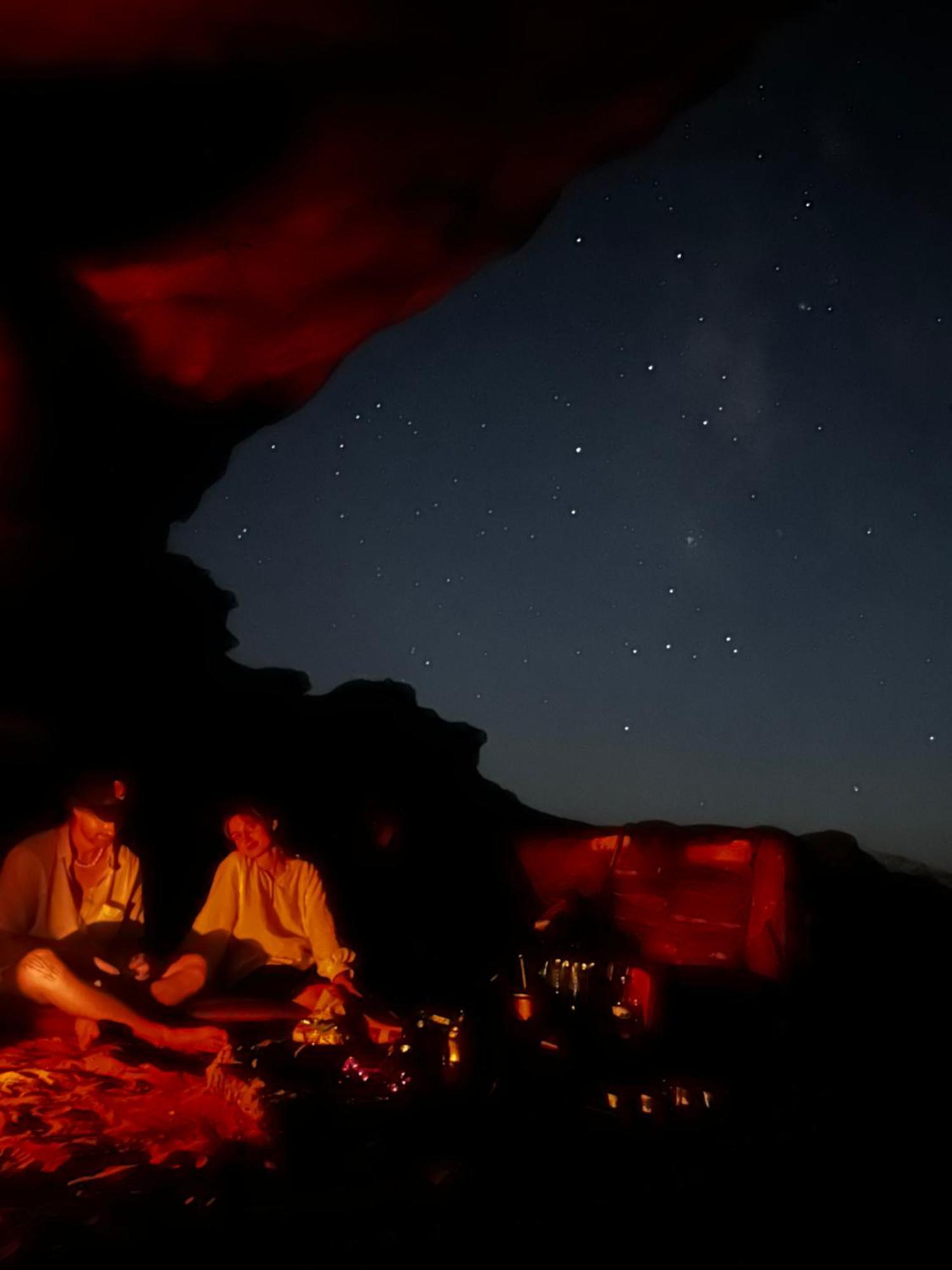 Wadi Rum Cave Camping Eksteriør bilde
