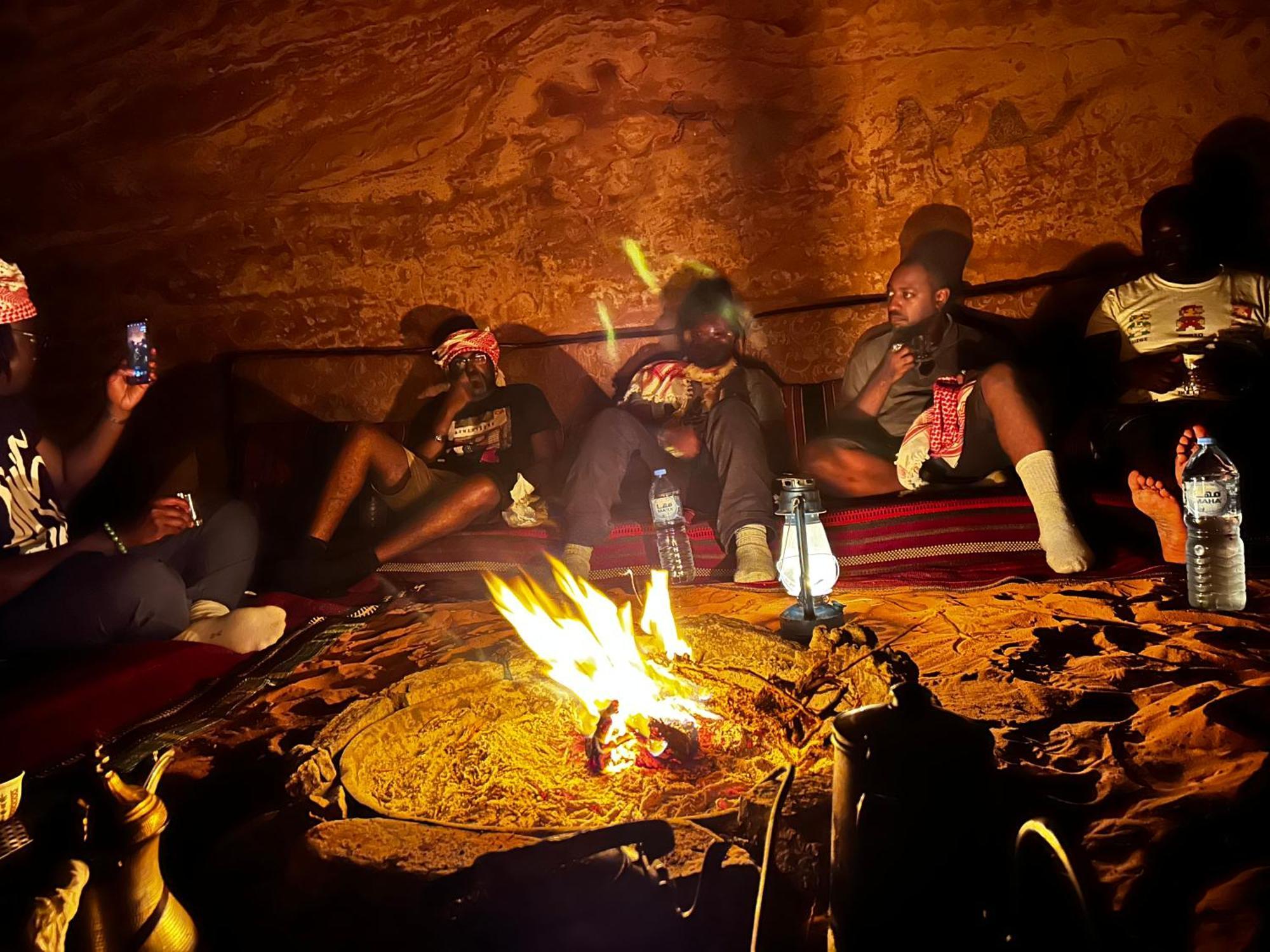 Wadi Rum Cave Camping Eksteriør bilde