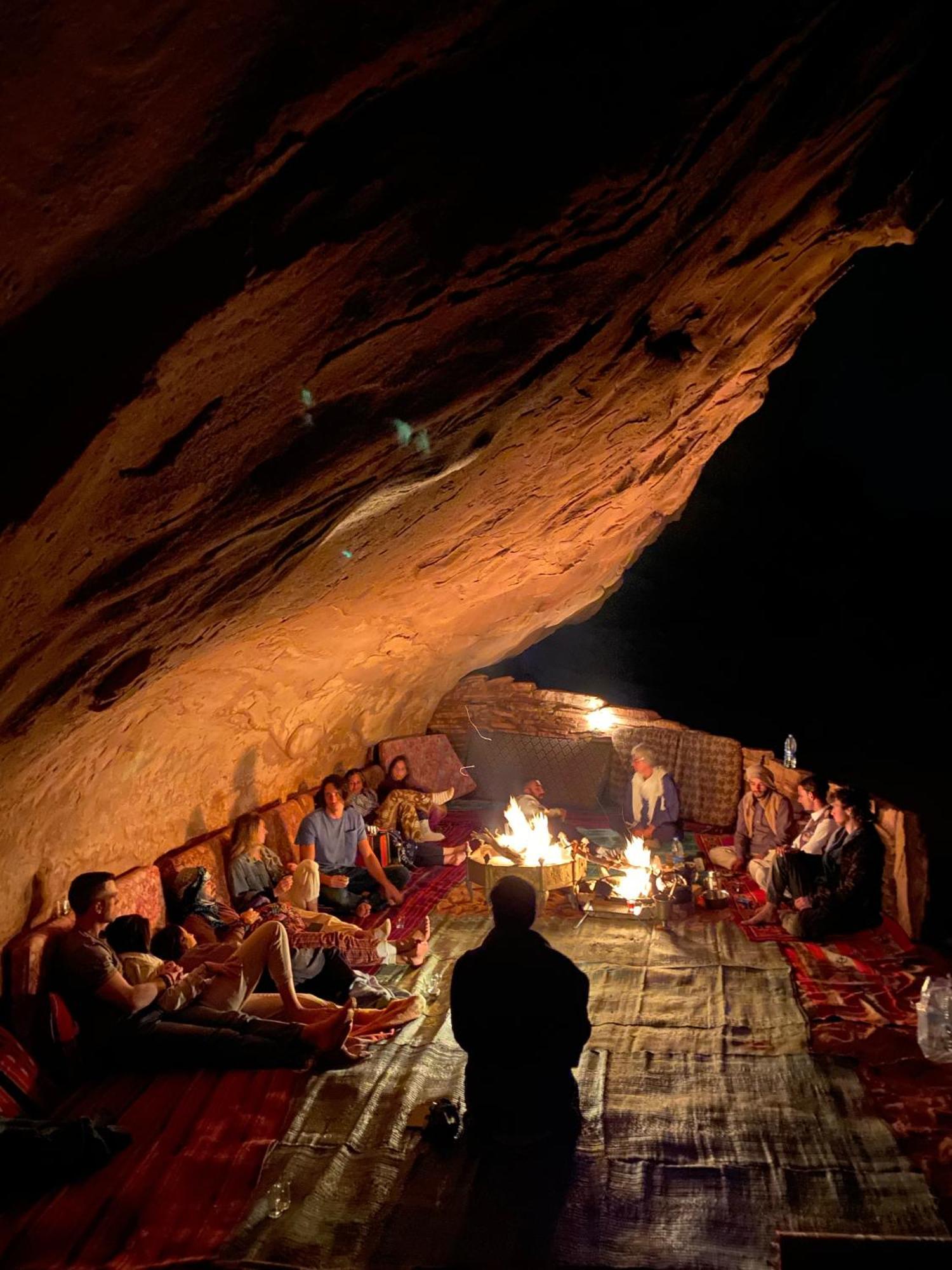 Wadi Rum Cave Camping Eksteriør bilde