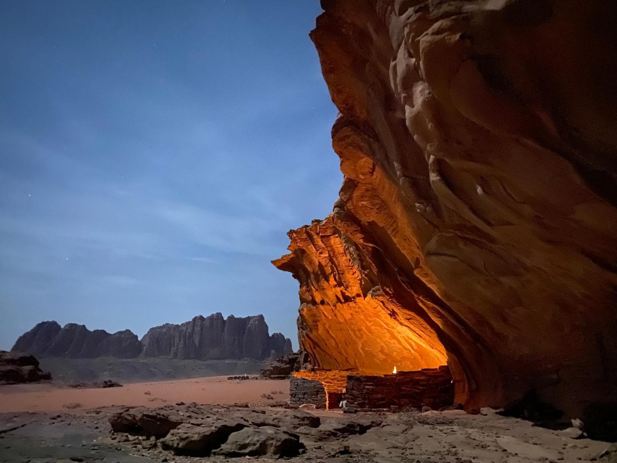 Wadi Rum Cave Camping Eksteriør bilde